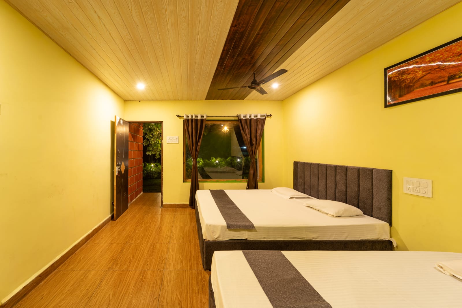 WhatsApp Image 2024-12-14 at 3.54.22 PM (1)